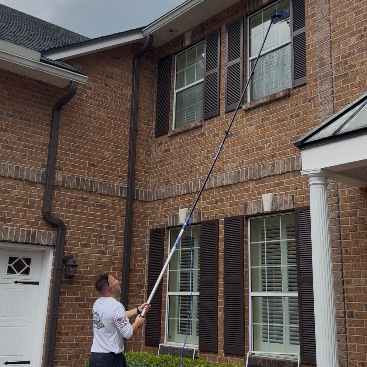 Pure water window cleaning results for residential home